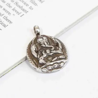Picture of Pure silver Ganesh pendent/3 gram