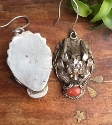 Picture of Pure Silver Dragon Earring With Natural Coral Women / 8.7 Gram