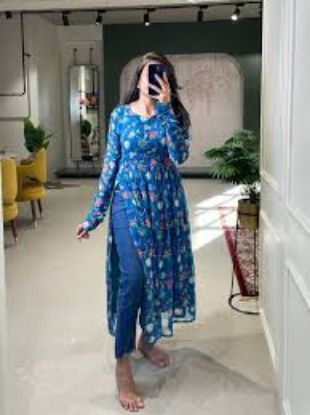 Picture of Anarkali kurthi set